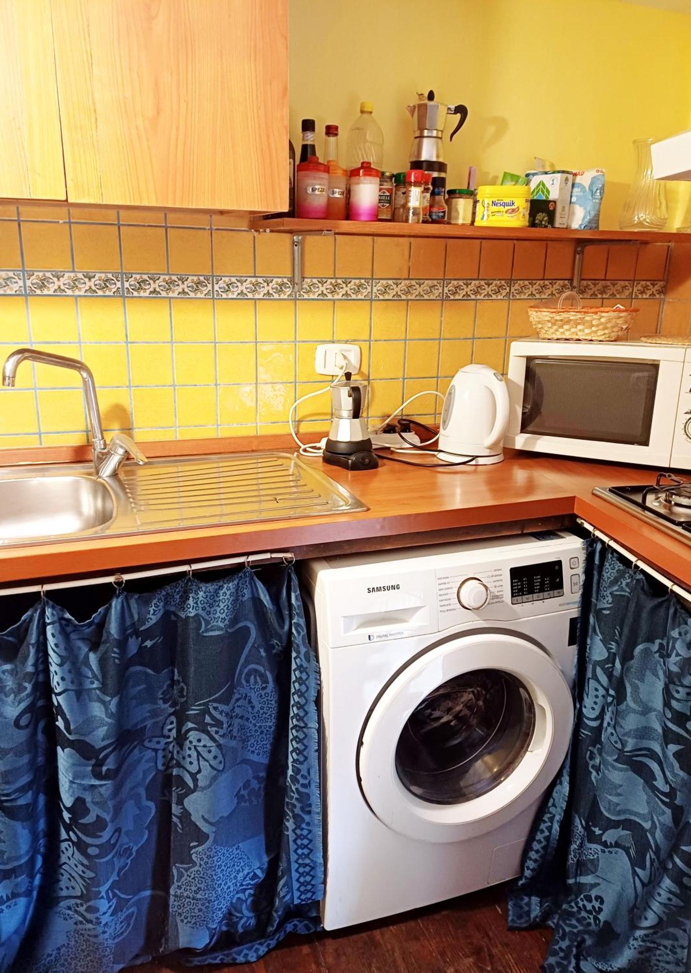 Goldencube Guest house