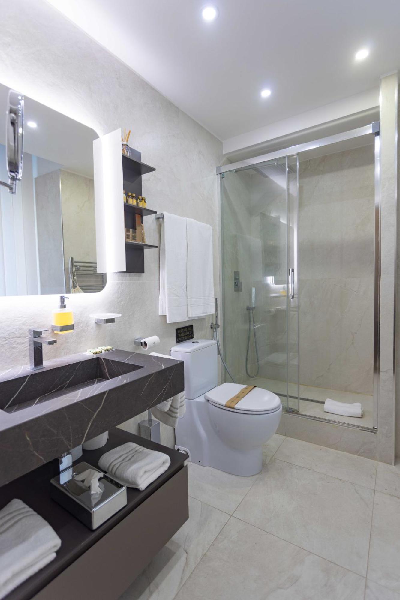 Domus Deorum Deluxe 2*