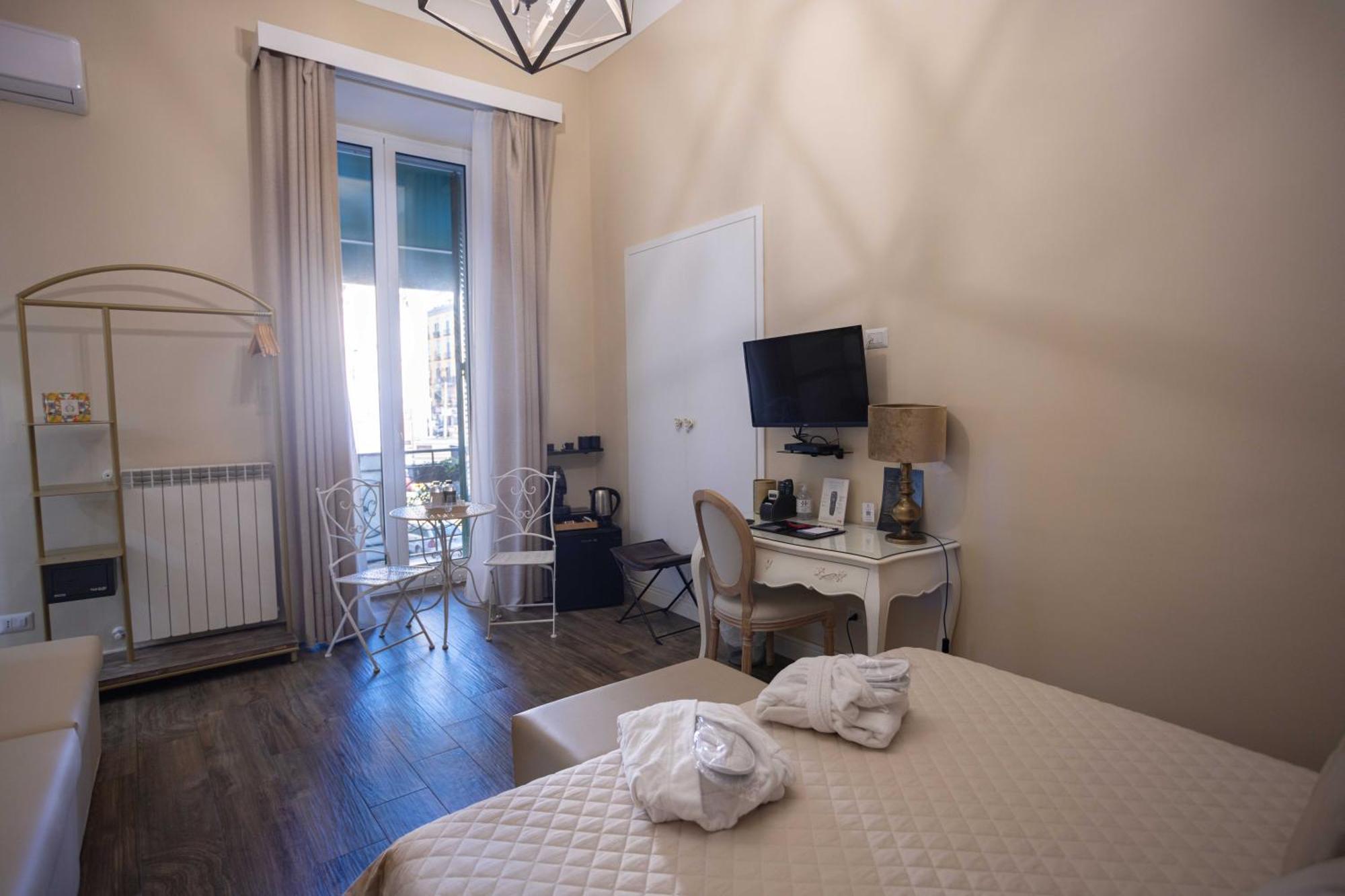 Domus Deorum Deluxe 2*