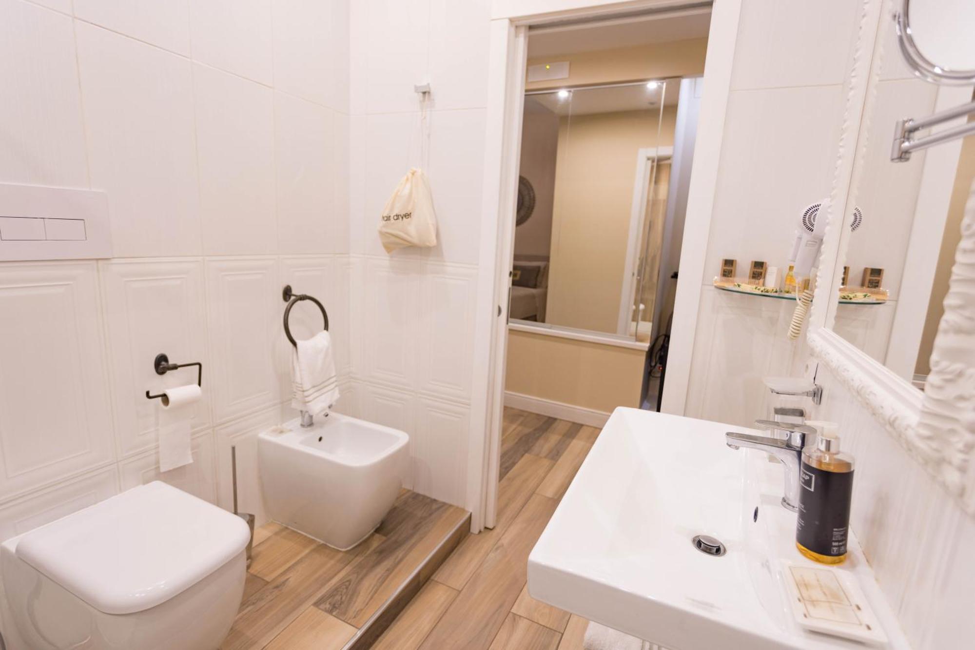 Domus Deorum Deluxe Bed & Breakfast