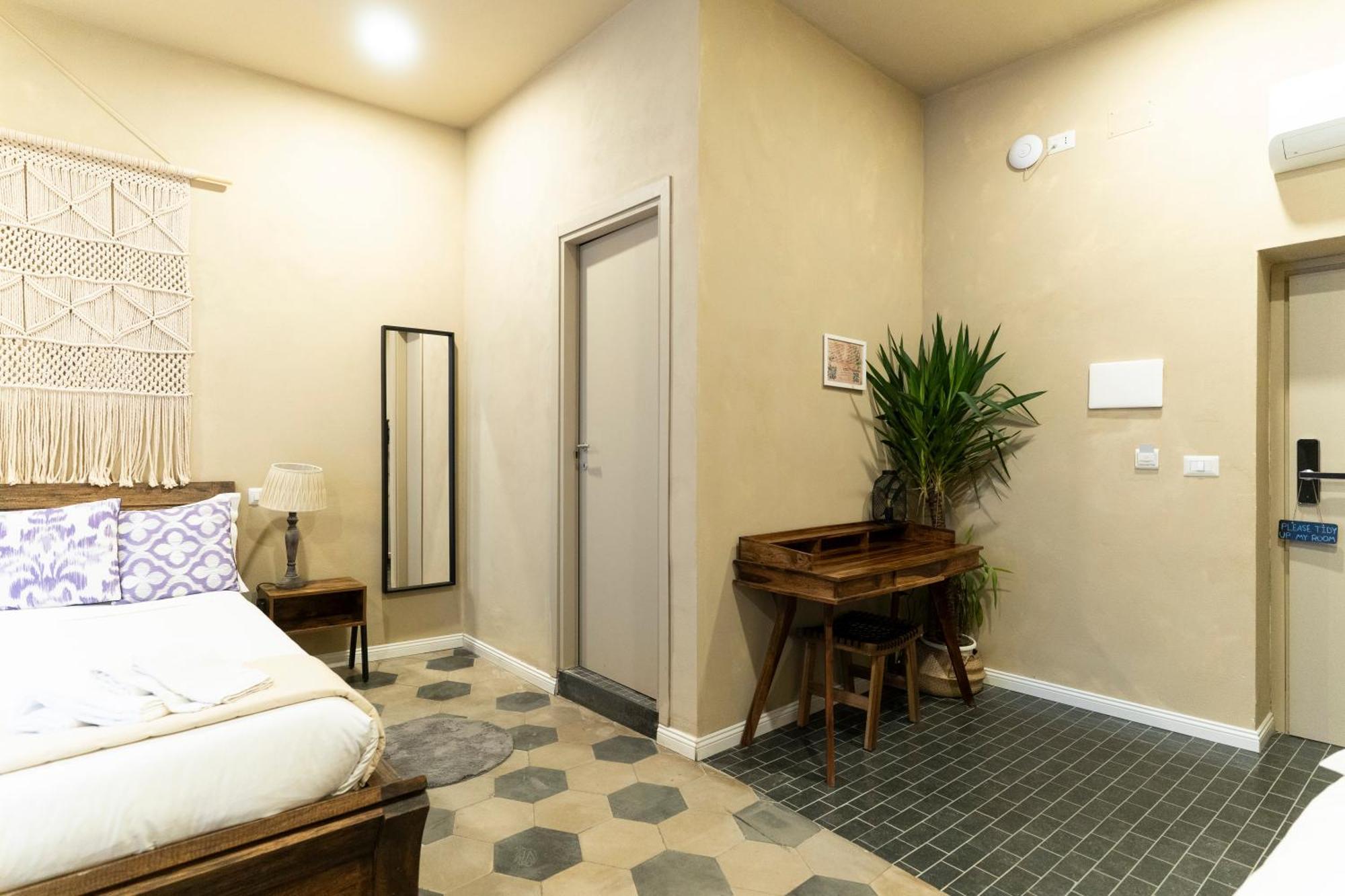 Hostel Hopestel Secret Garden Naples