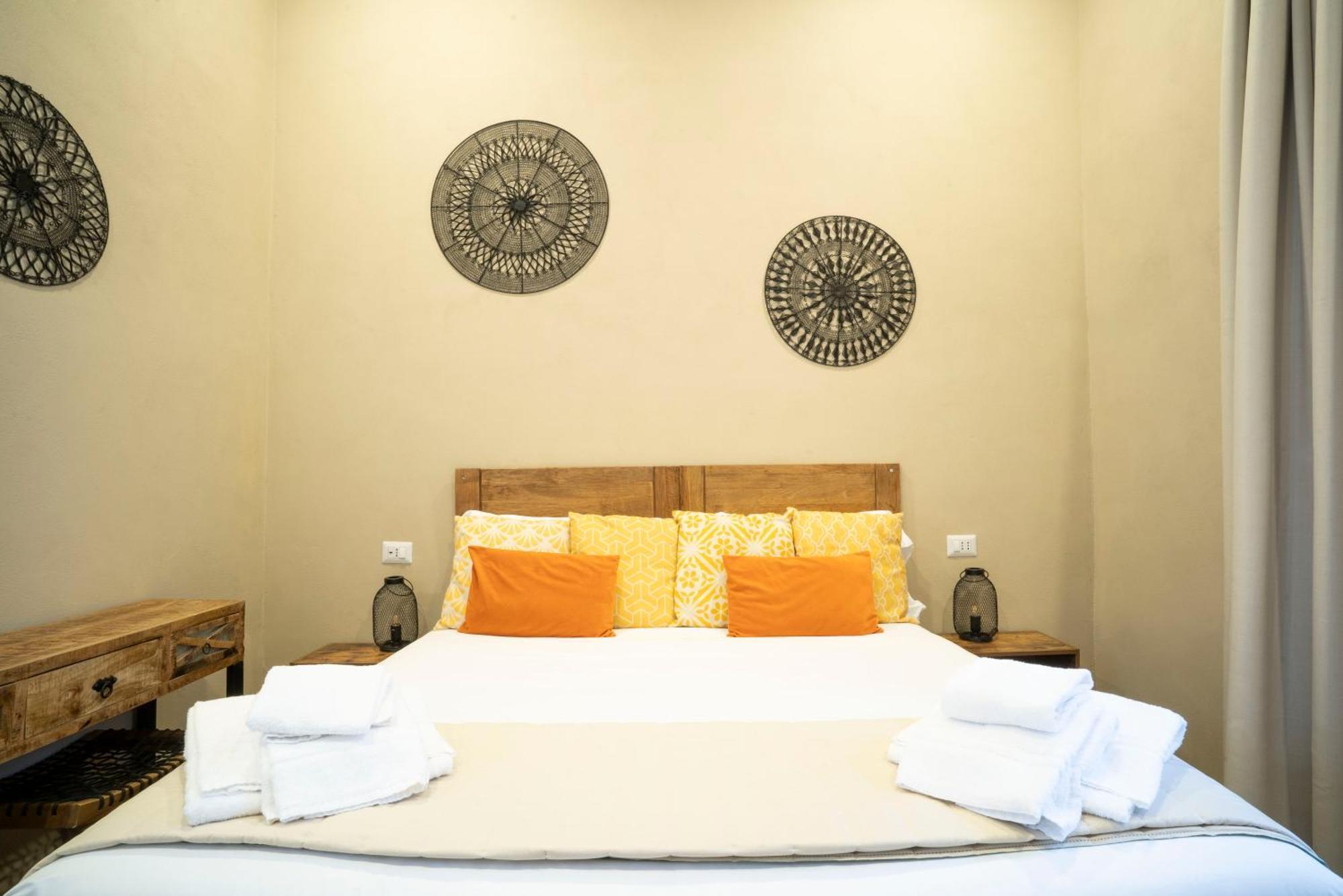 Hopestel Secret Garden Hostel Naples