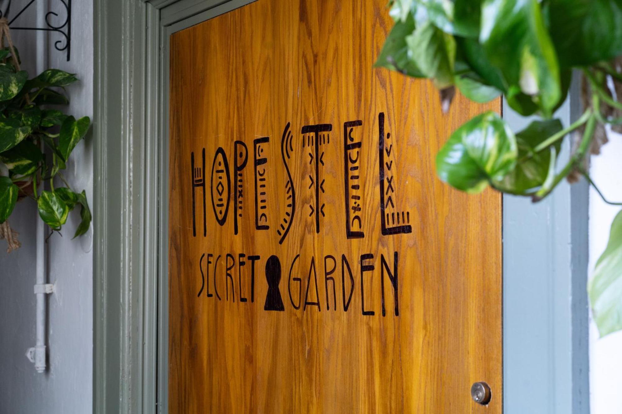 Hopestel Secret Garden *