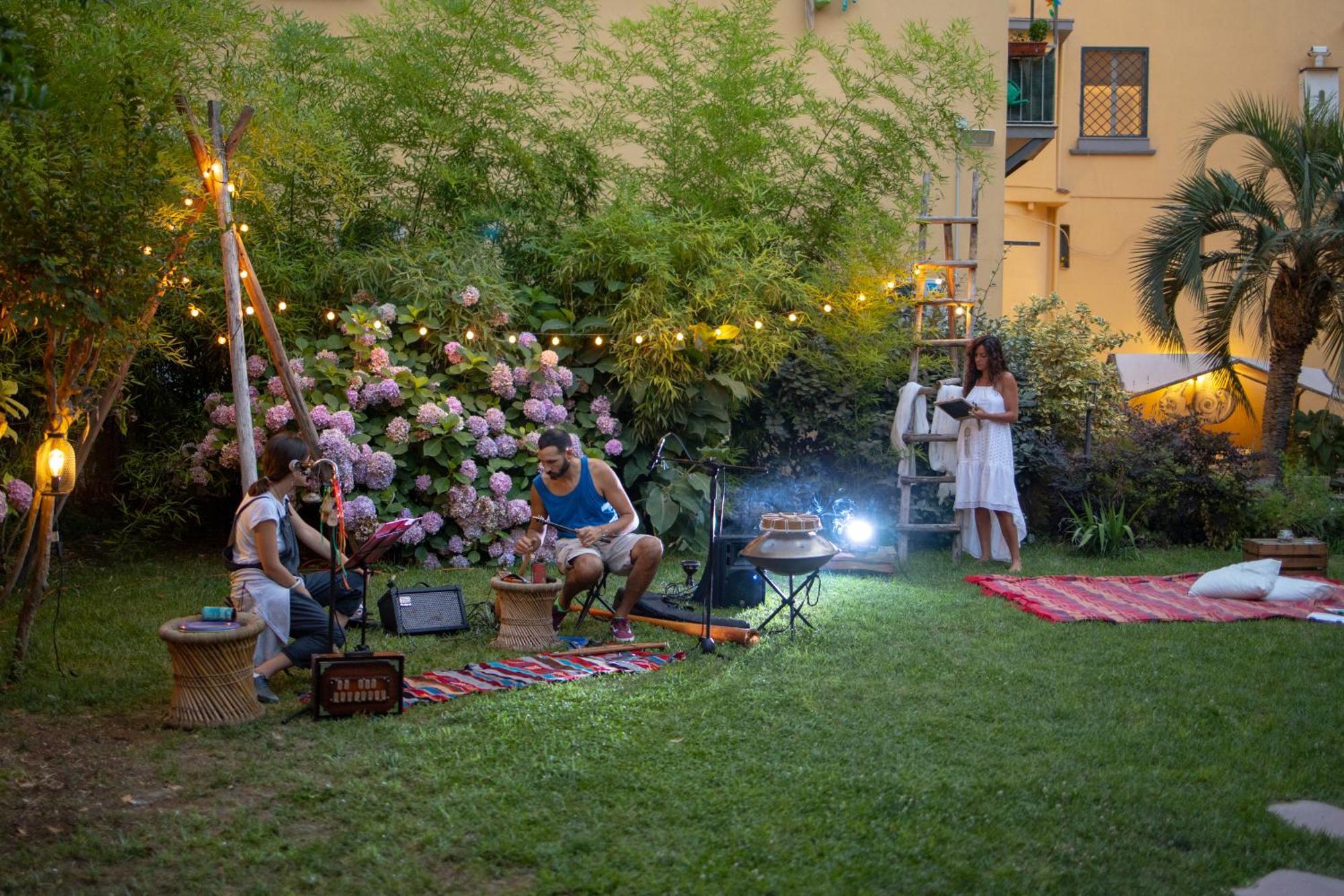 Hopestel Secret Garden Hostel Naples