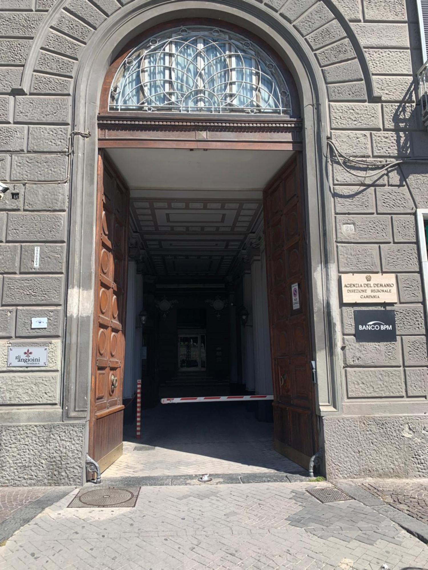Aparthotel Gli Angioini Srl *