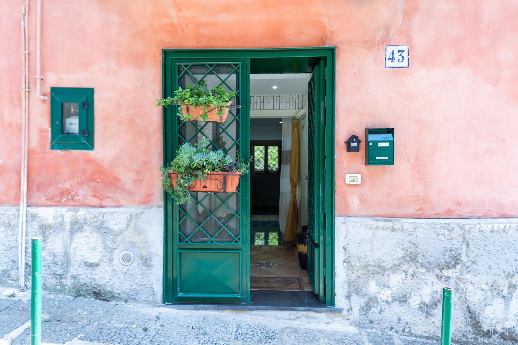 Flavia's Naples