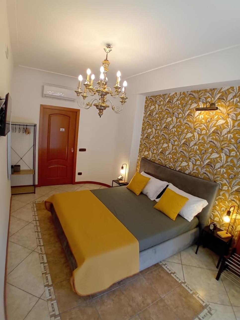 Reginella House Guest house Naples