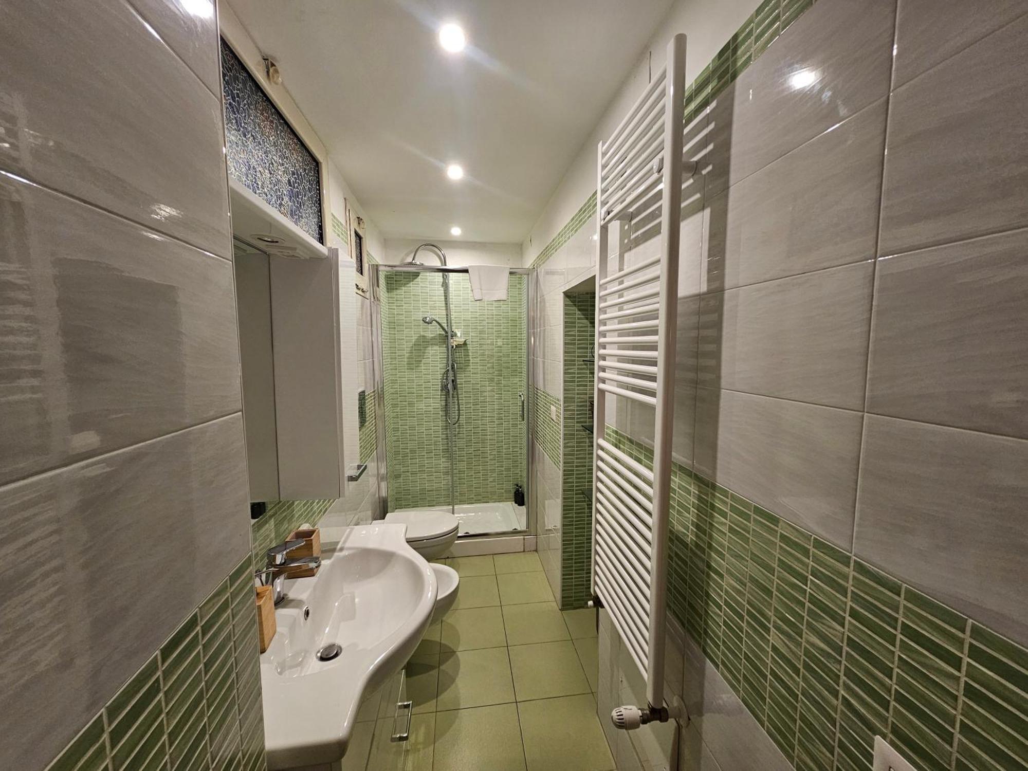 The Spanish Palace, Suites, Rooms, & Terraces 3* Naples