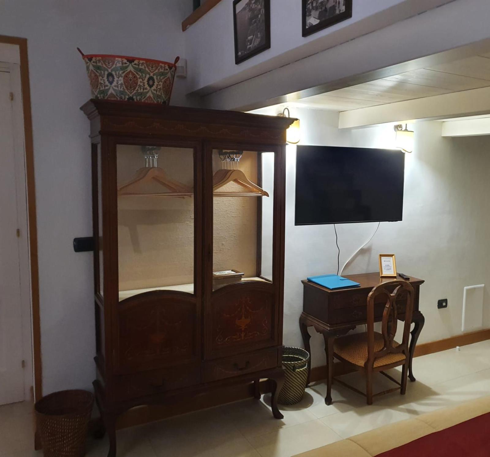 La Dimora Dei Reali Apartment