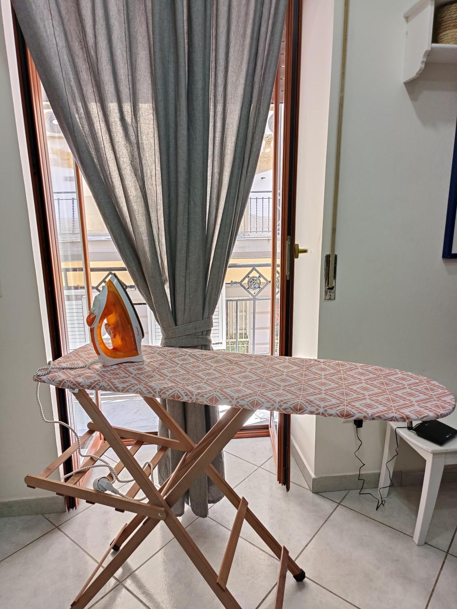 Apartment Lacasa Sulla Nuvola Duomo Centro Storico Di Naples
