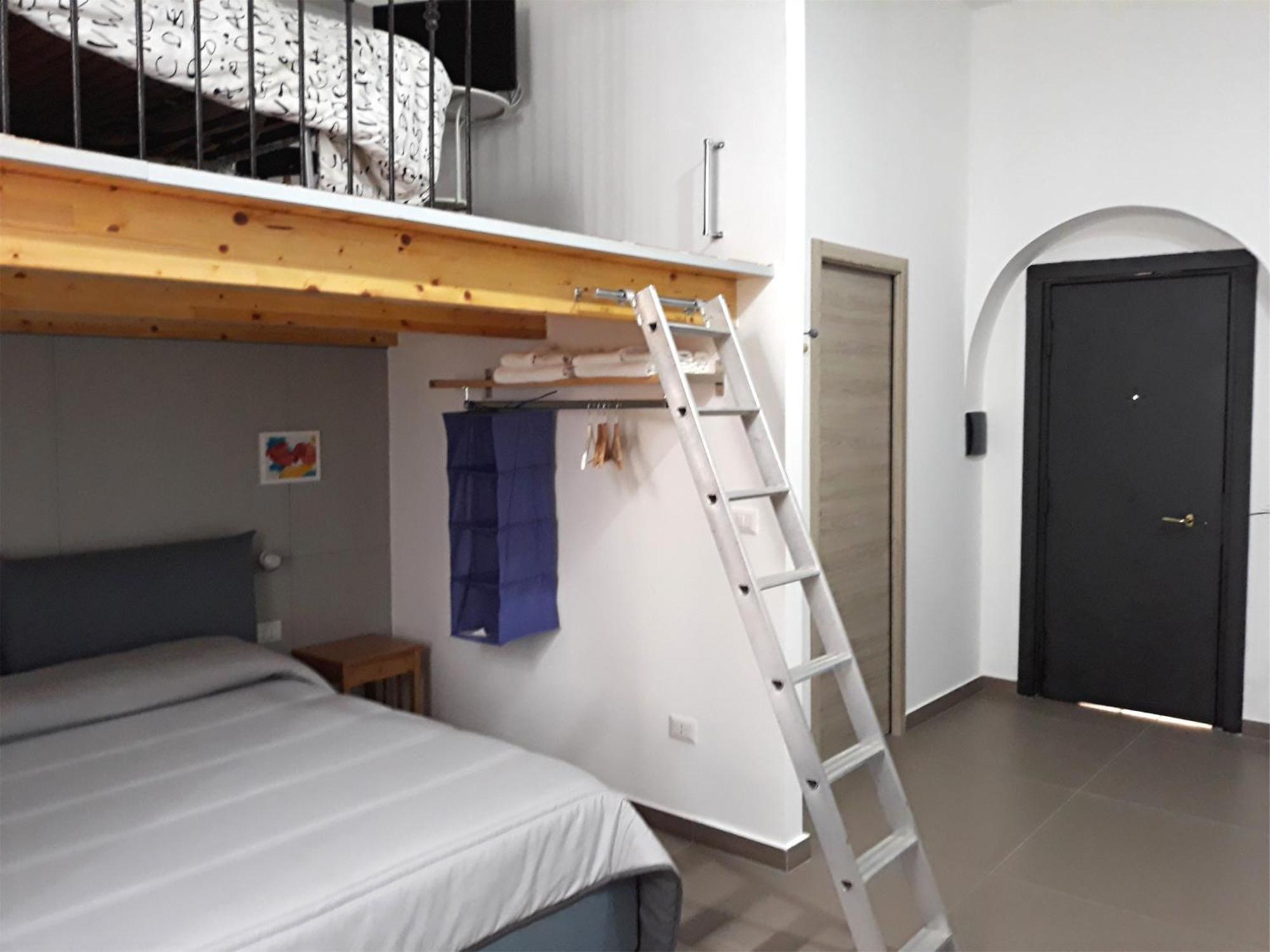 Center Bed & Breakfast Naples