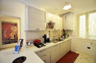 Apartment Italia *