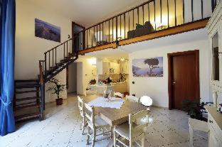 Italia Apartment