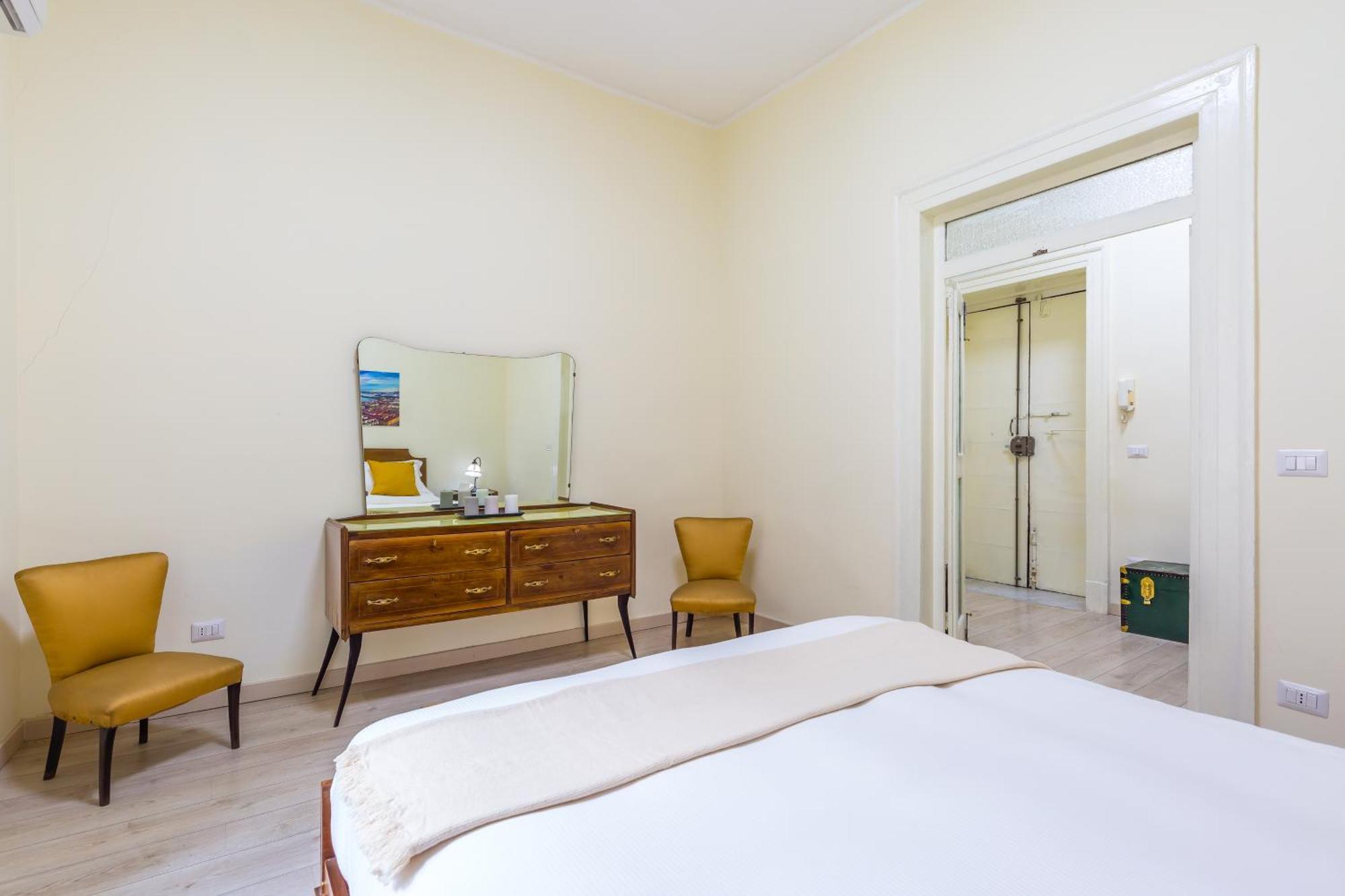 Apartment A Pochi Passi Da Piazza Del Gesu By Wonderful Italy *