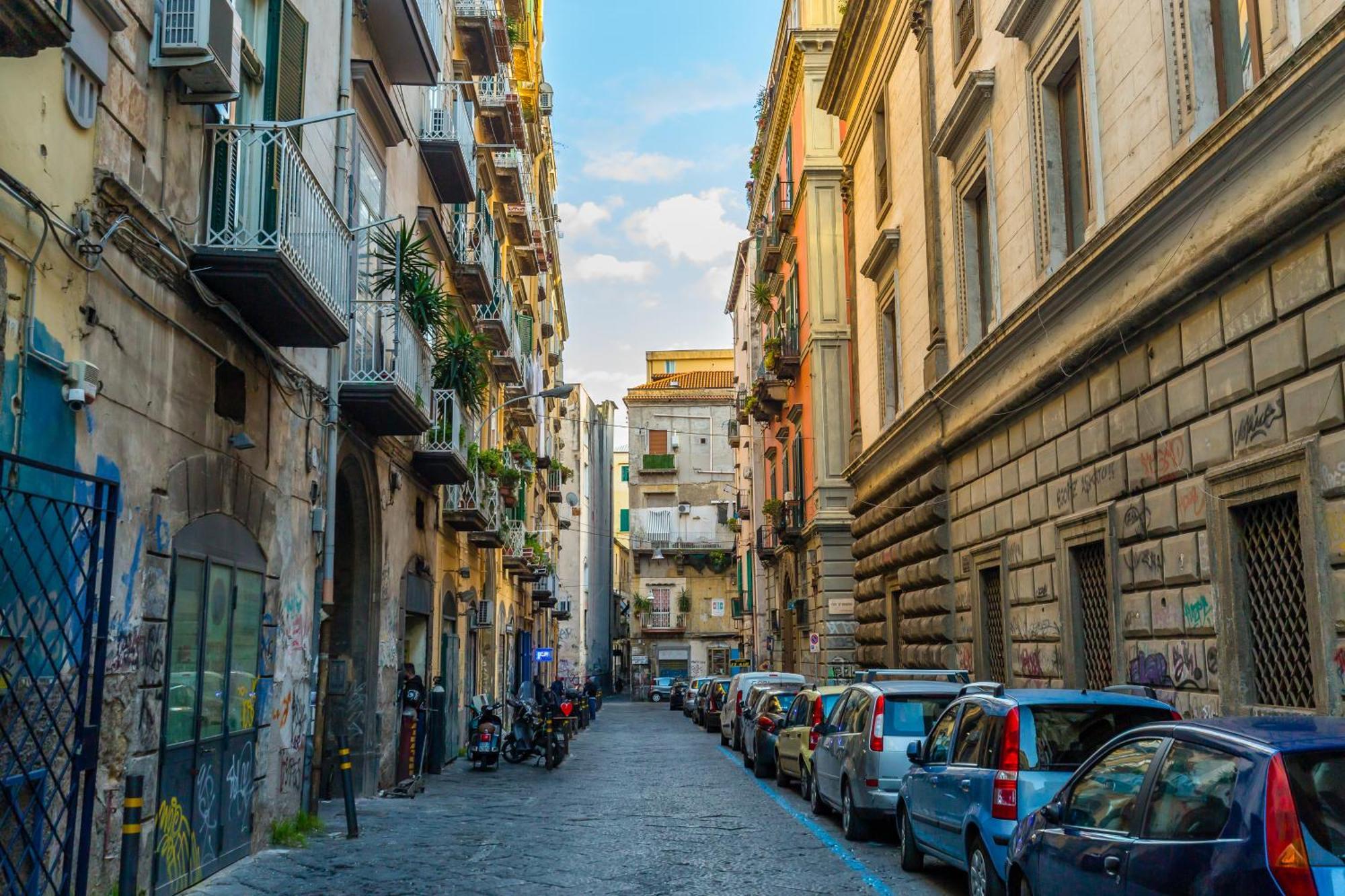 Apartment A Pochi Passi Da Piazza Del Gesu By Wonderful Italy Naples