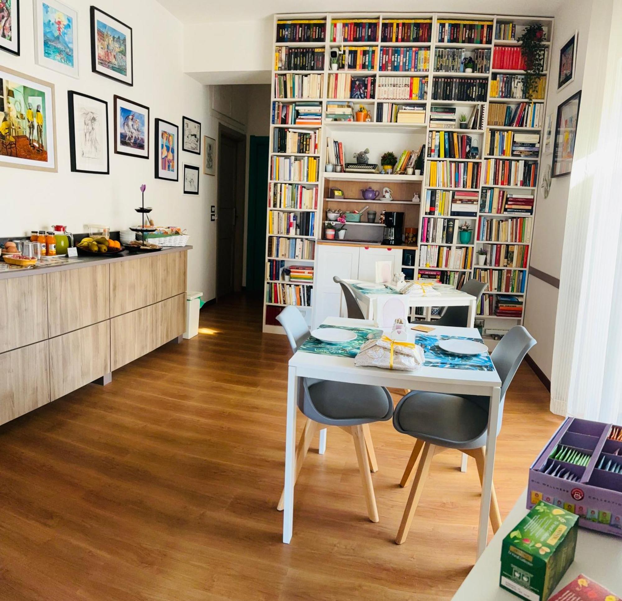 Starnone Bed&book Bed & Breakfast Naples