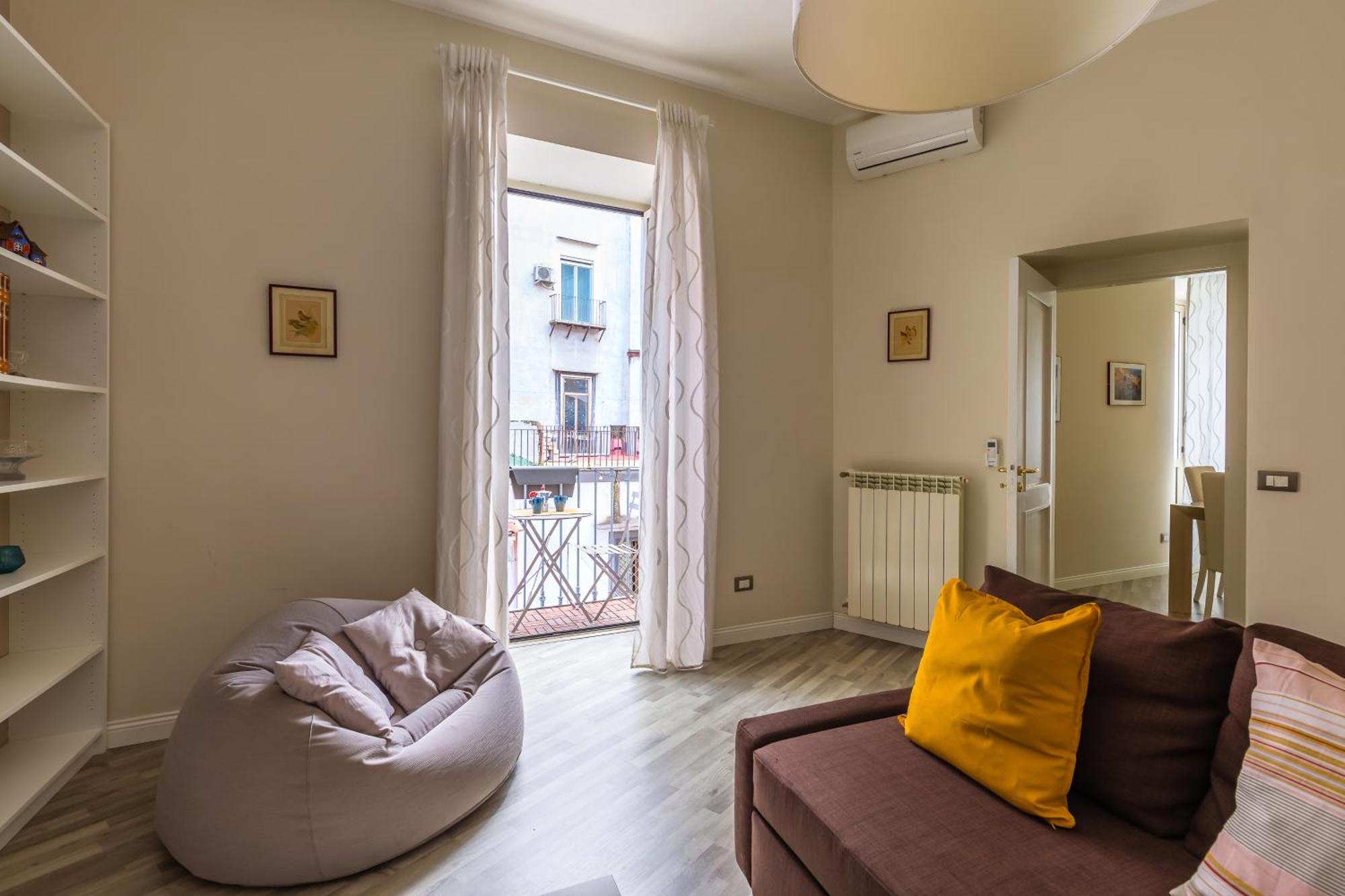 Apartment Heartbeat By Napoliapartments Naples