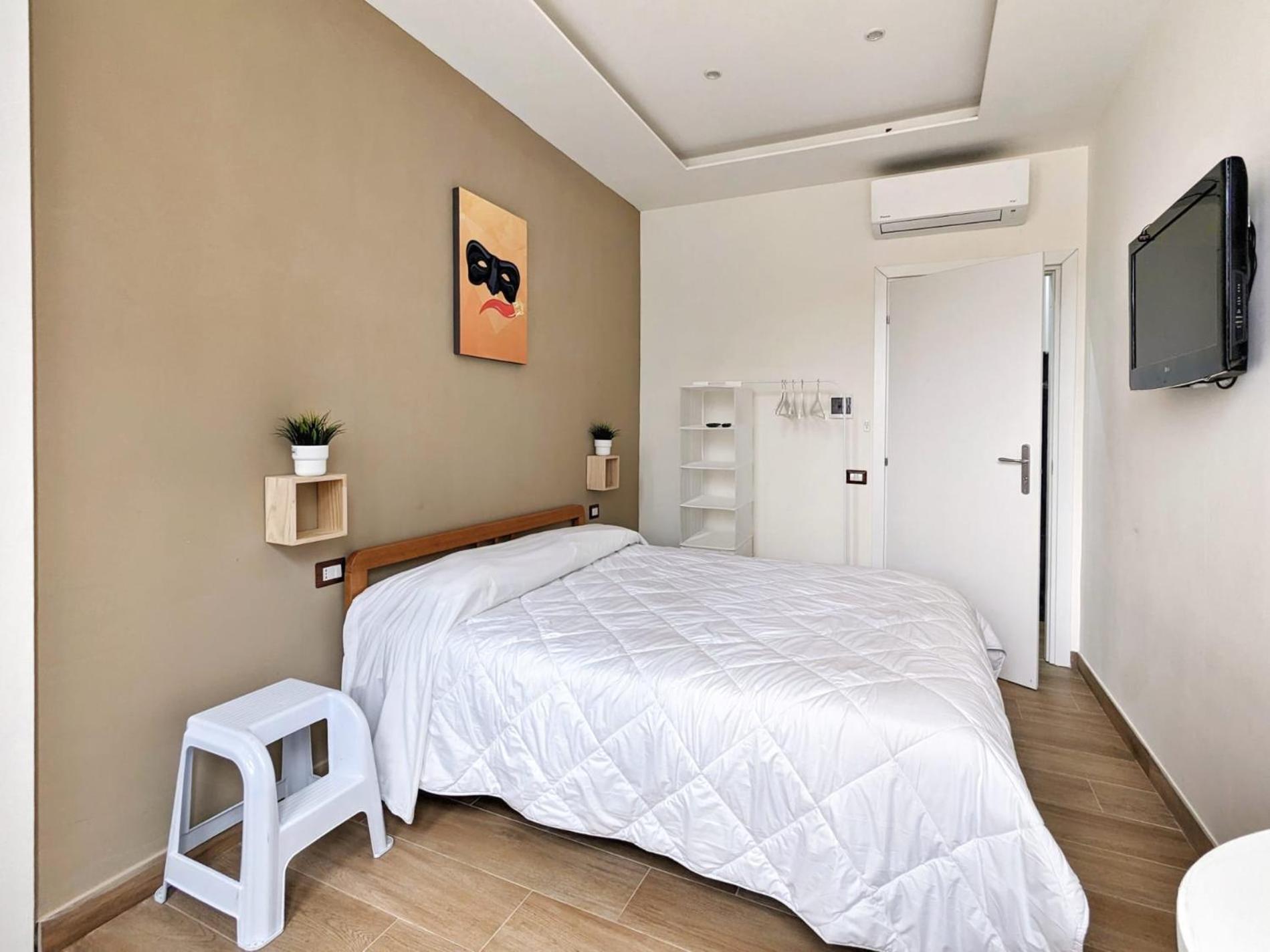 Vespucci Guest house *