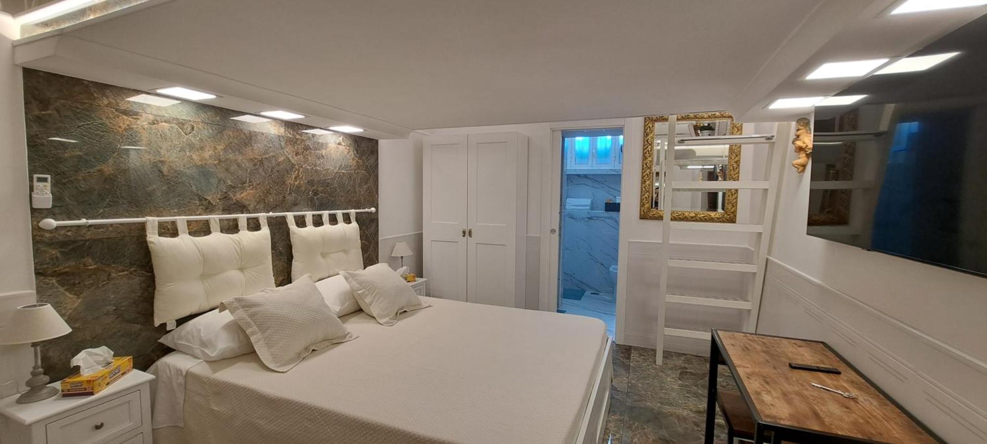 Guest house Casa San Felice Naples