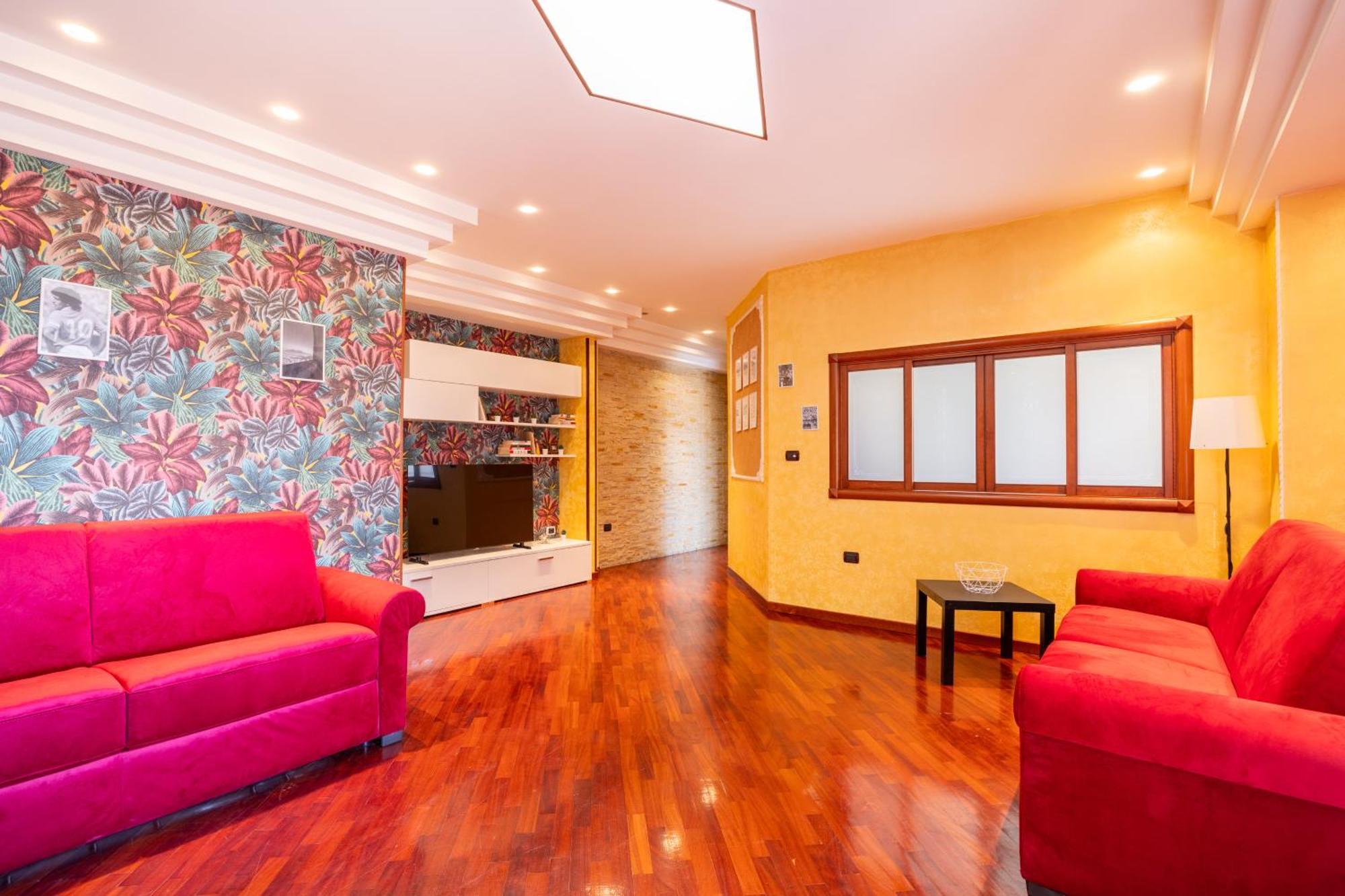 Apartment Scaramantico *