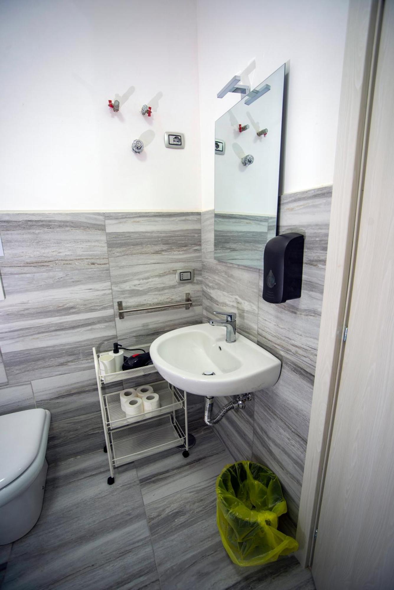 Na Apartment *