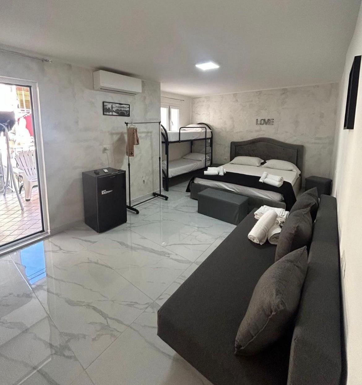Terrazza Luxury Valentino Apartment *