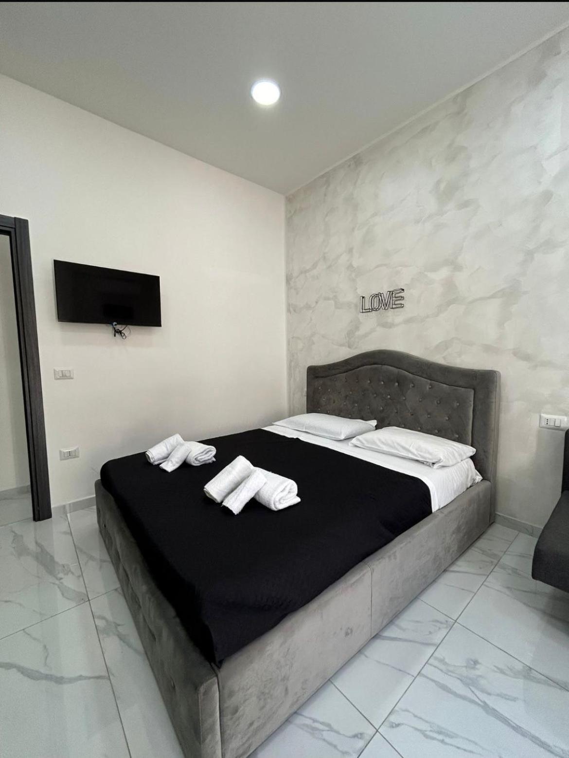 Terrazza Luxury Valentino Apartment