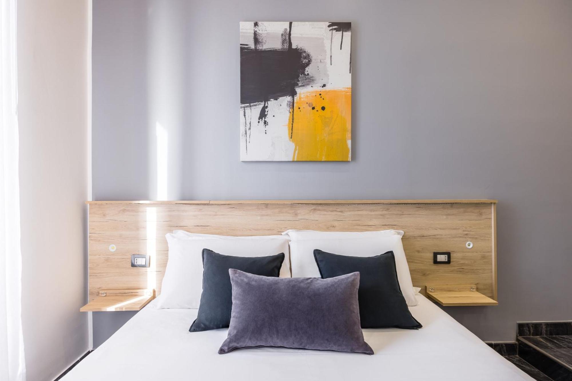 Palace Napoli Hotel 3*