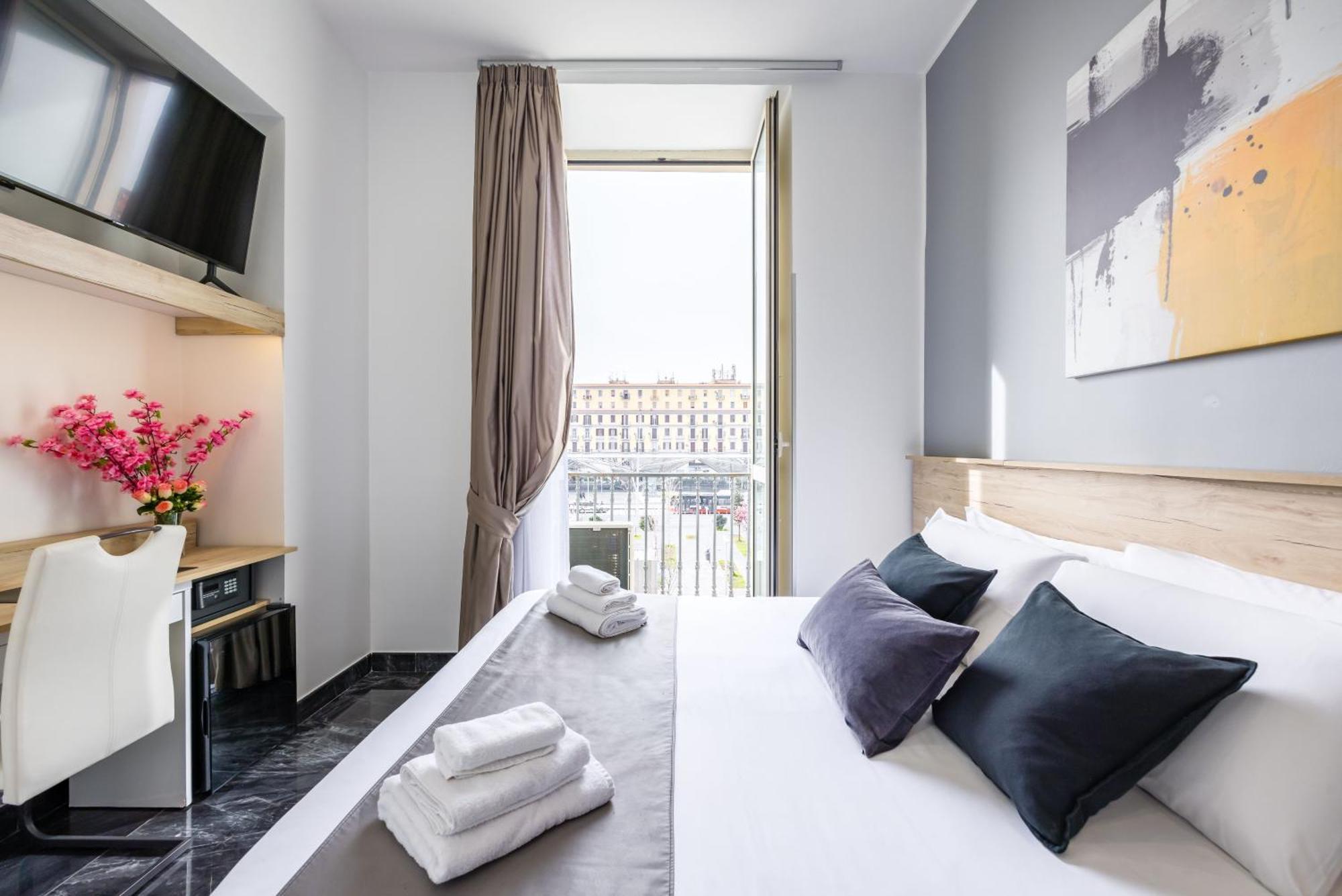 Palace Napoli Hotel Naples