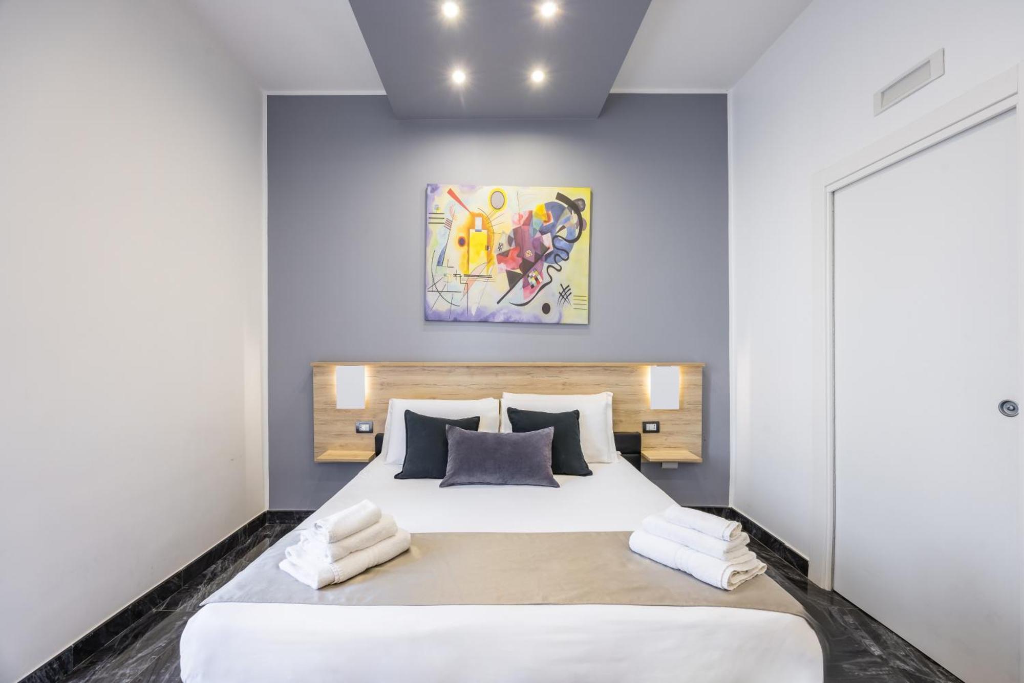 Palace Napoli Hotel 3*