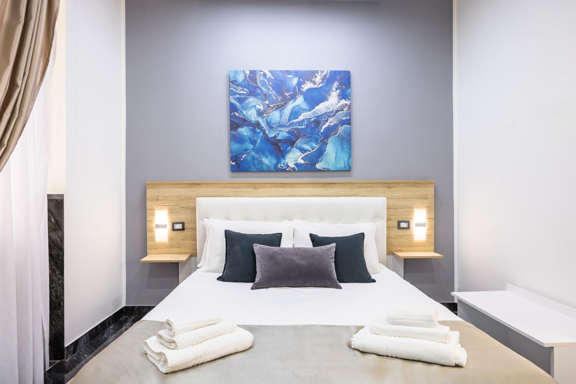 Palace Napoli 3* Naples