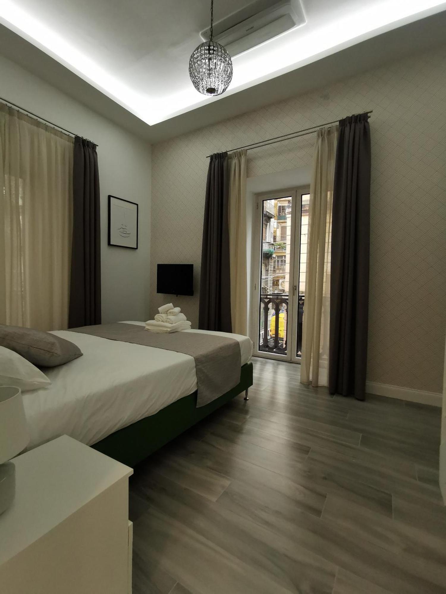 Duomo Platinum Apartment *