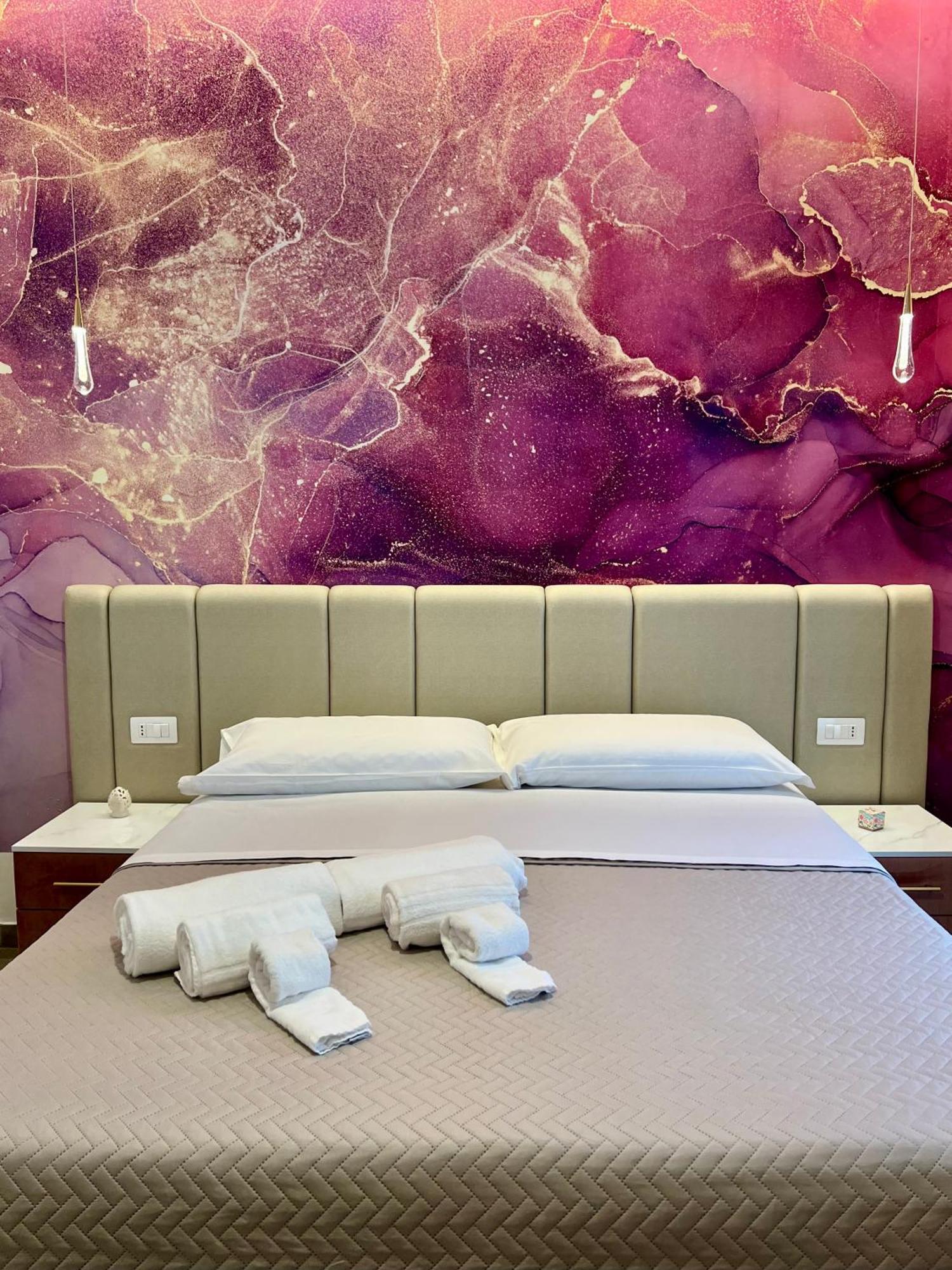 Le Dimore Di Lorenzo Guest house Naples