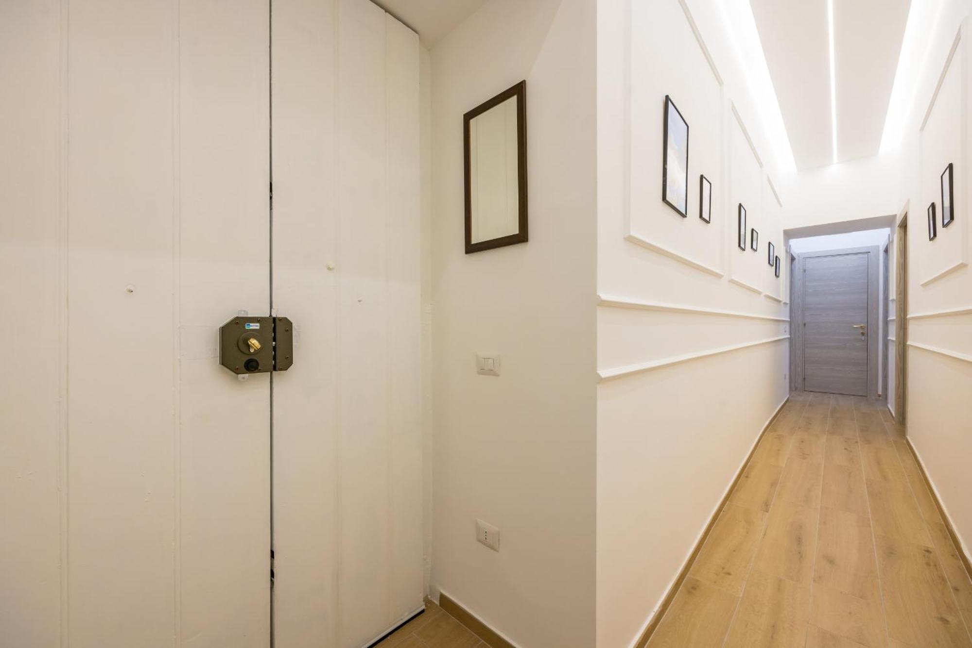 Apartment 4 Stelle Housing - And By Wonderful Italy *