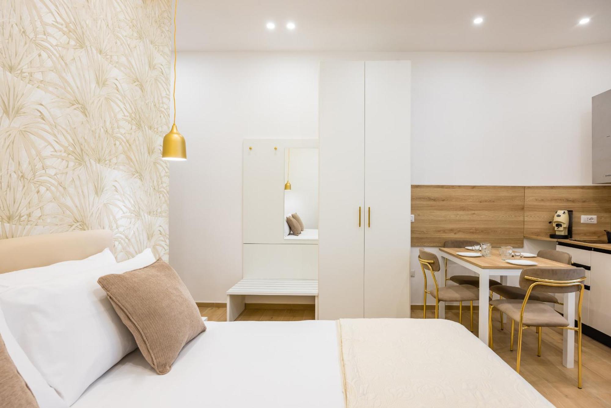 Apartment 4 Stelle Housing - And By Wonderful Italy *