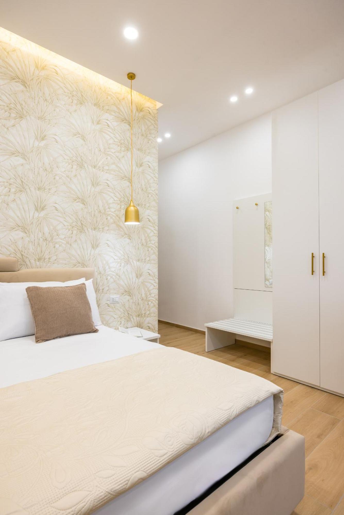 4 Stelle Housing - And By Wonderful Italy * Naples