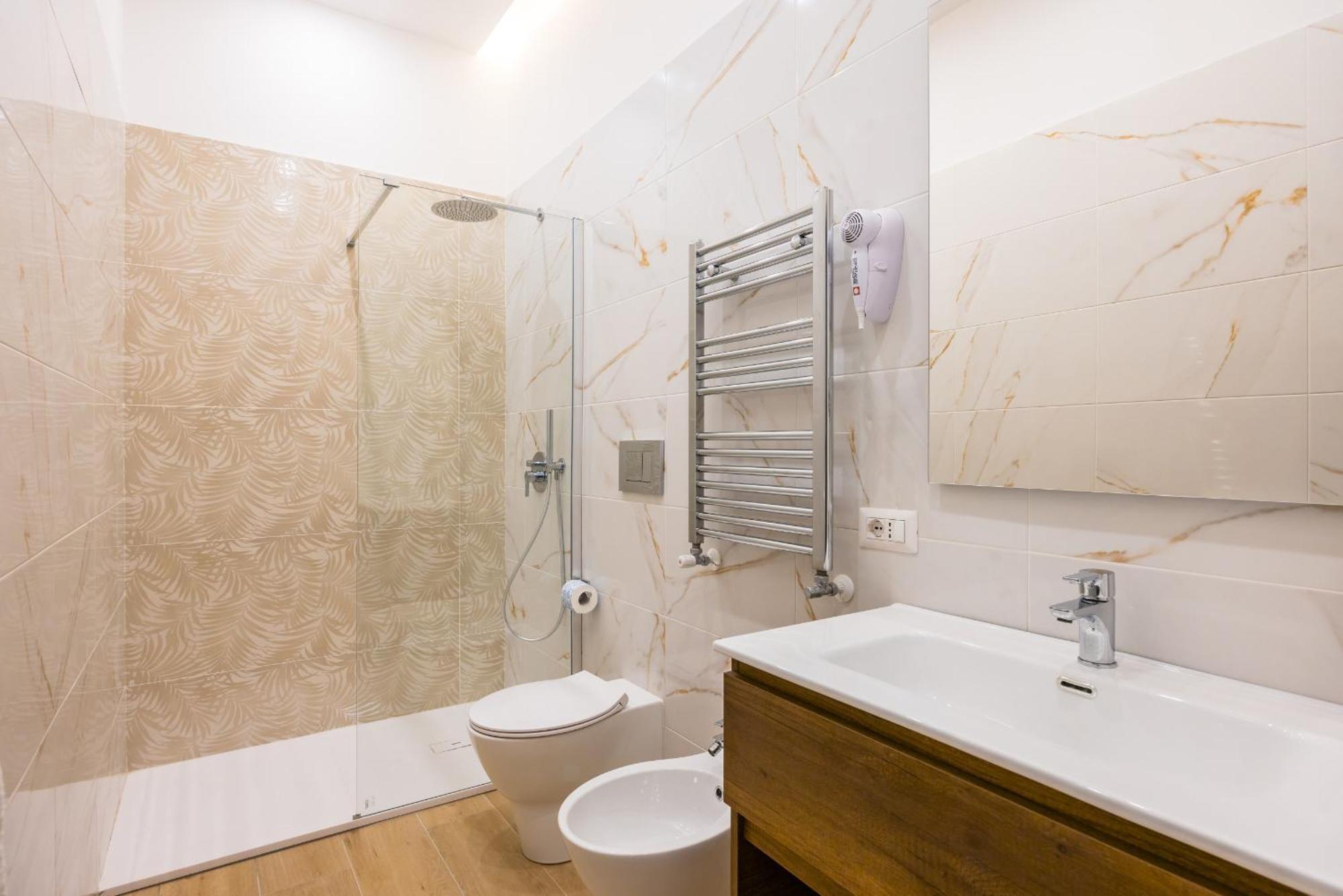 Apartment 4 Stelle Housing - And By Wonderful Italy