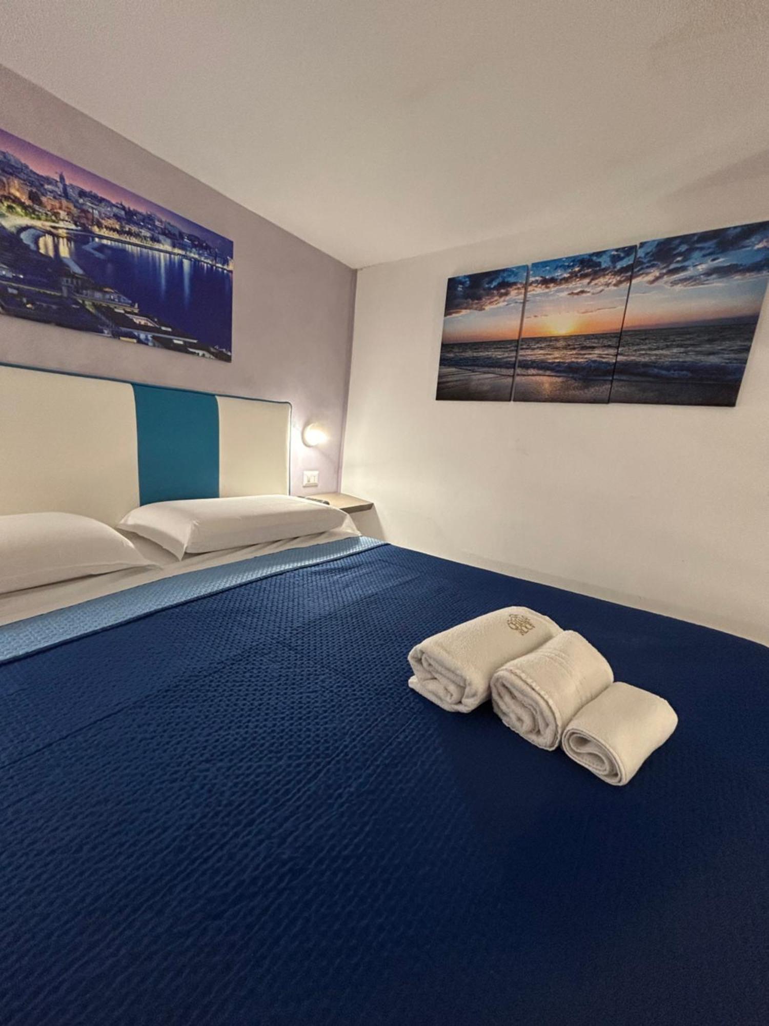 Bed & Breakfast Chiaia Roof 2*