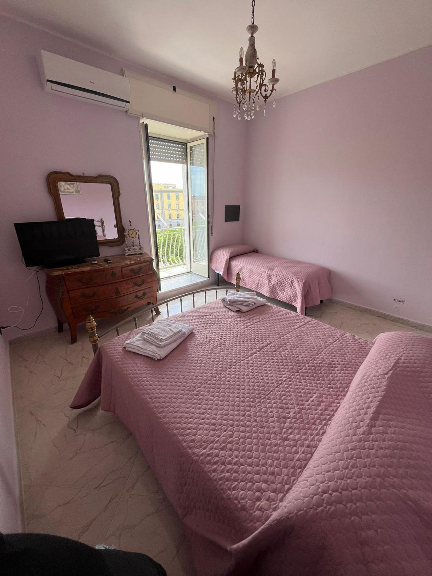 Ilary Apartment Naples