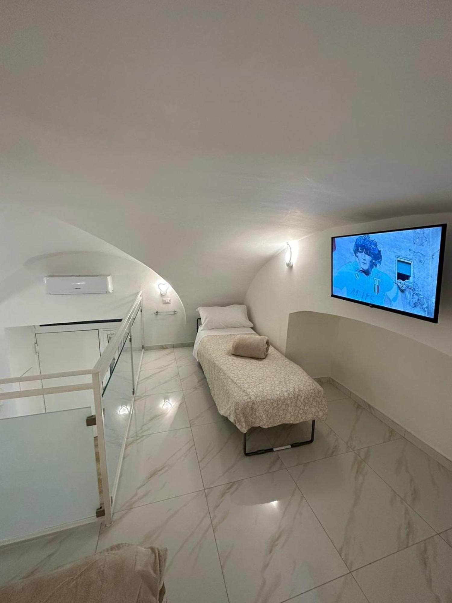 Dimora Nei Spagnoli * Naples
