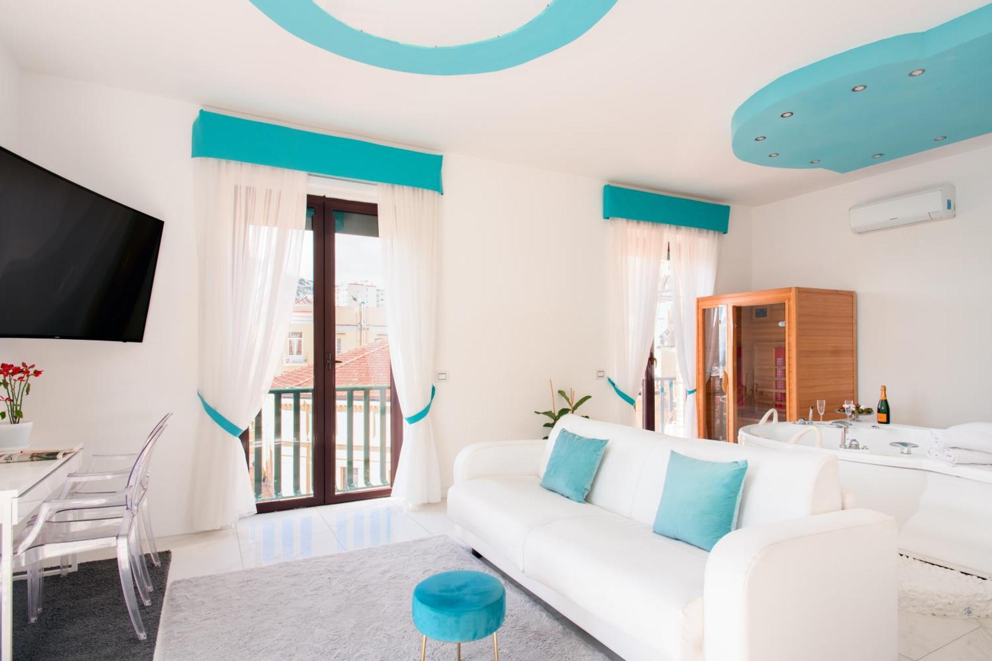Babylon Luxury & Naples