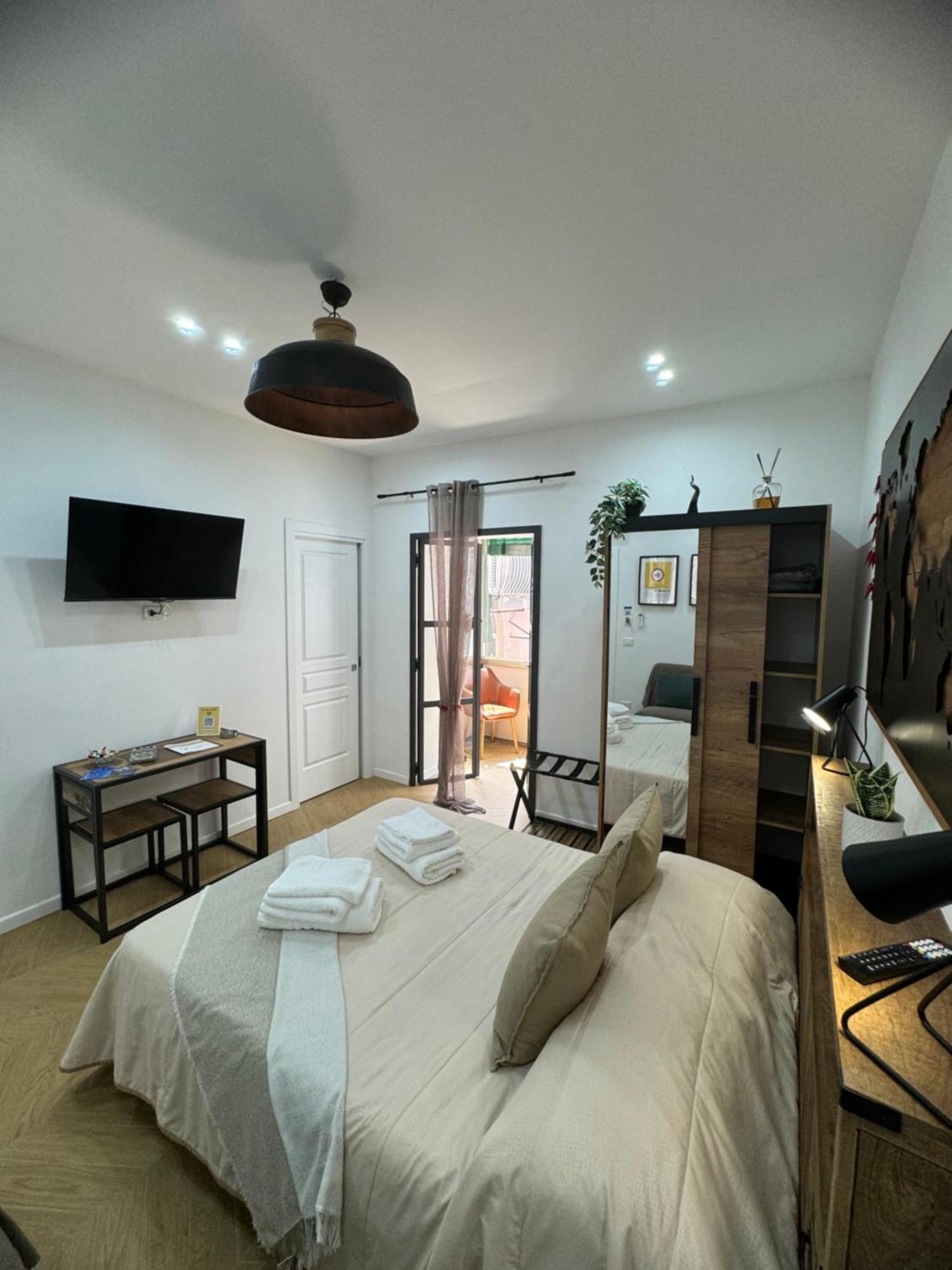 Apartment Gennarino - Panorama With Balcony And Urban Loft *
