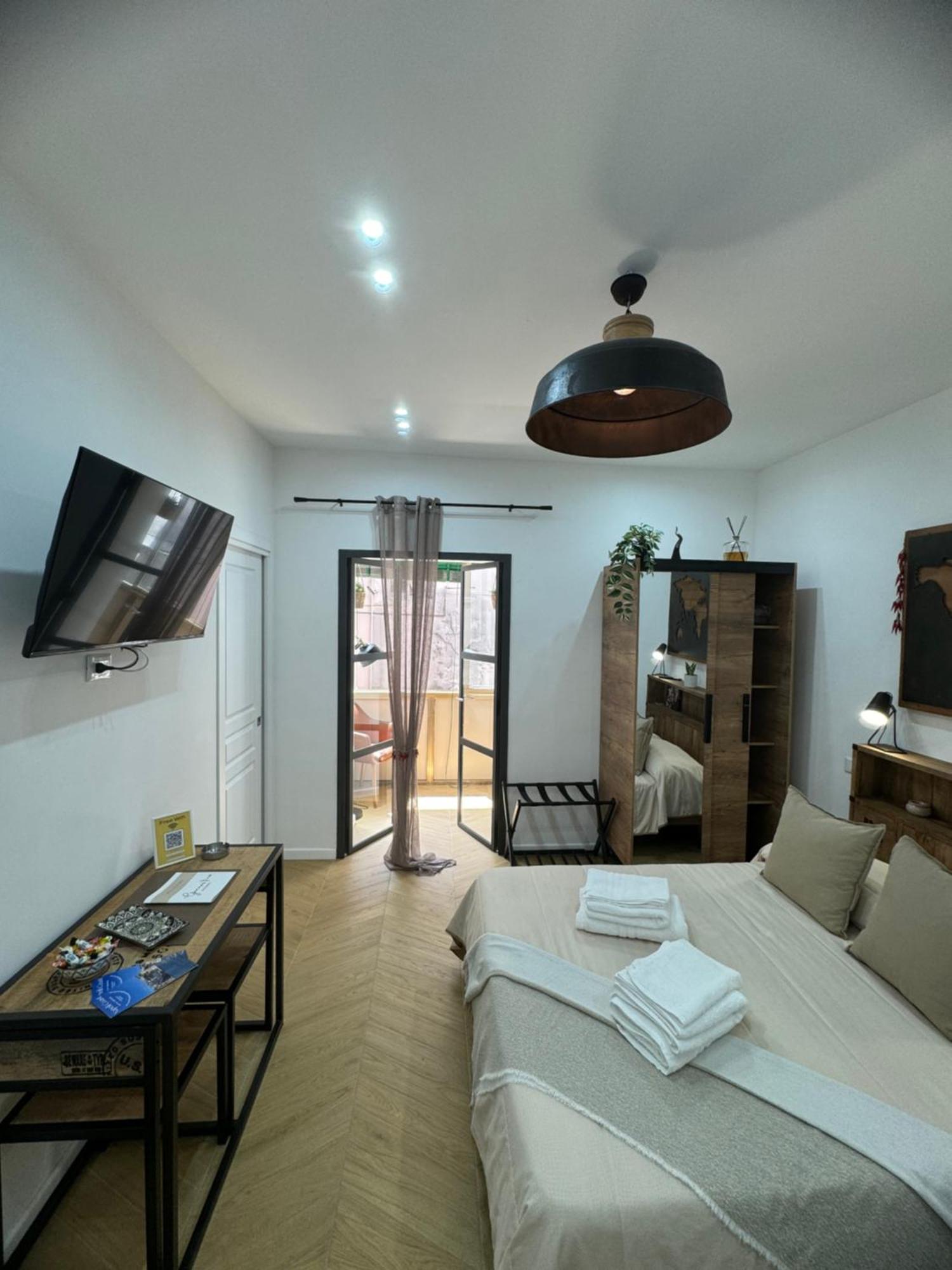 Gennarino - Panorama With Balcony And Urban Loft Apartment Naples