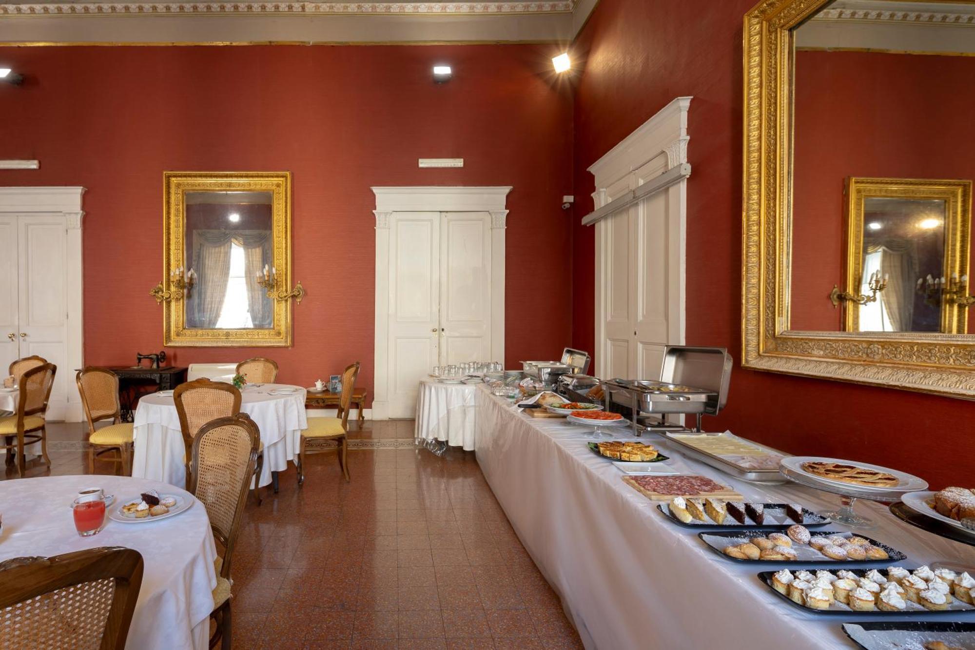 Napolit'amo Principe Hotel