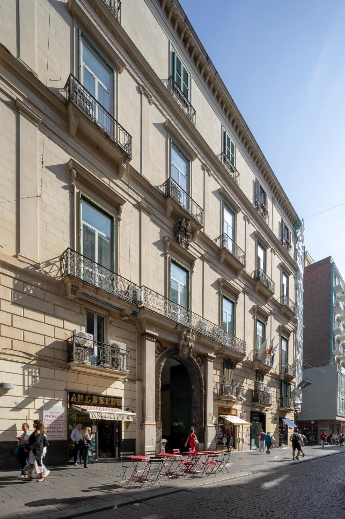 Napolit'amo Principe Hotel