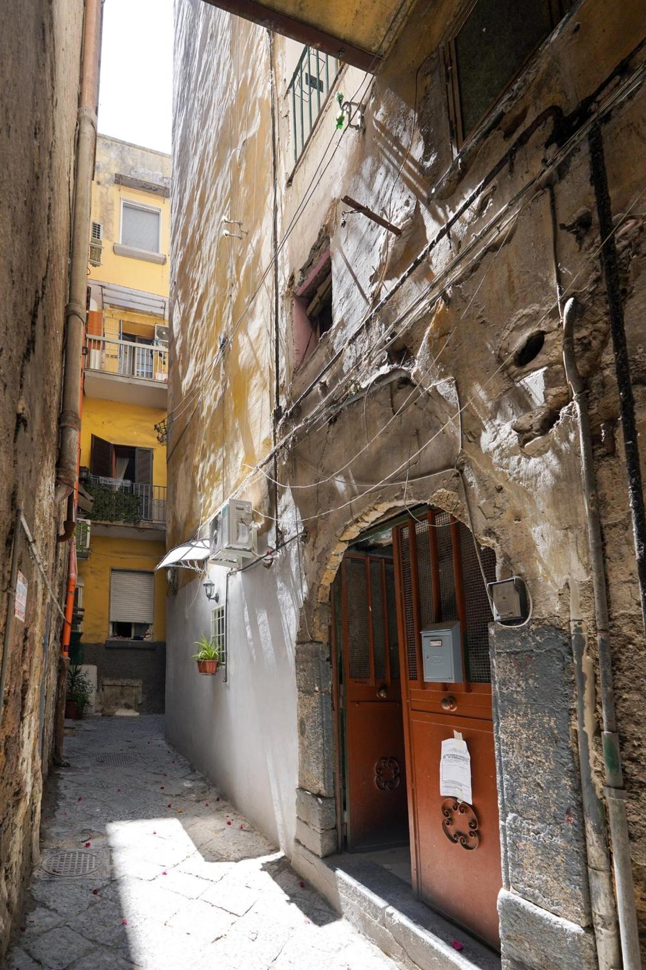 I Munacielli - Carita Naples