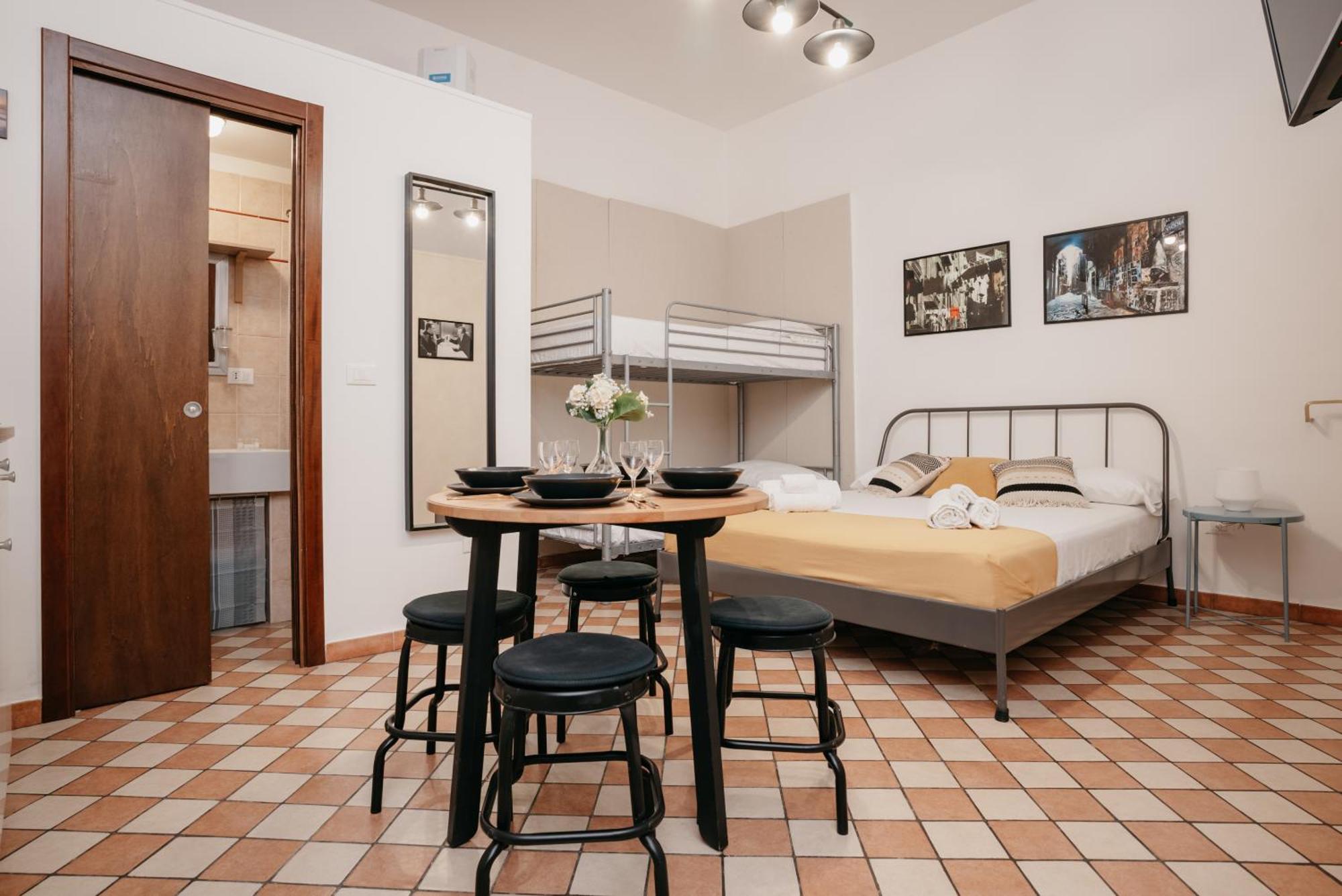Apartment San Marcellino By Casanapoletana