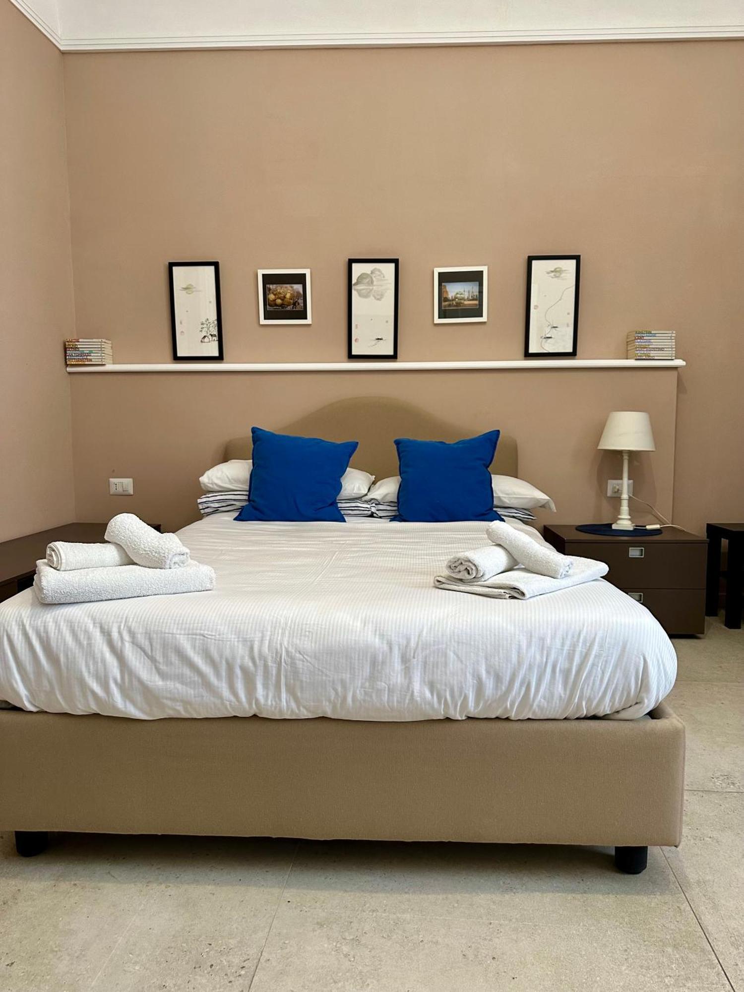 Martucci 83 Bed & Breakfast