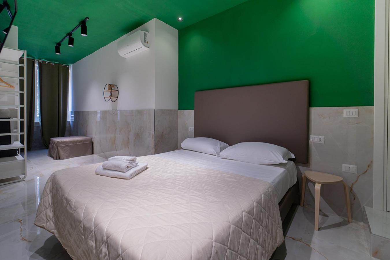 P.c. Boutique Medina H. Centro, By Clapa Group * Naples