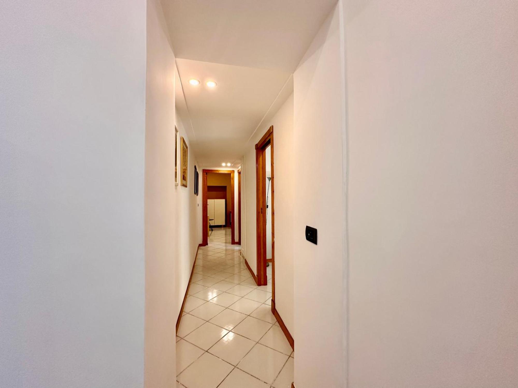 Mammina Chiatamone Apartment Naples